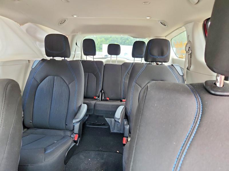 2021 Chrysler Pacifica Touring
