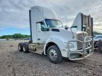 2015 Kenworth T880 Semi Truck