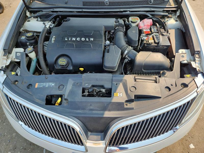2015 Lincoln MKS