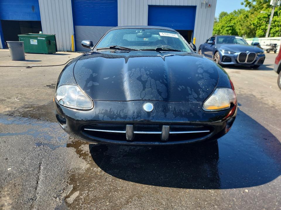 1999 Jaguar XK8