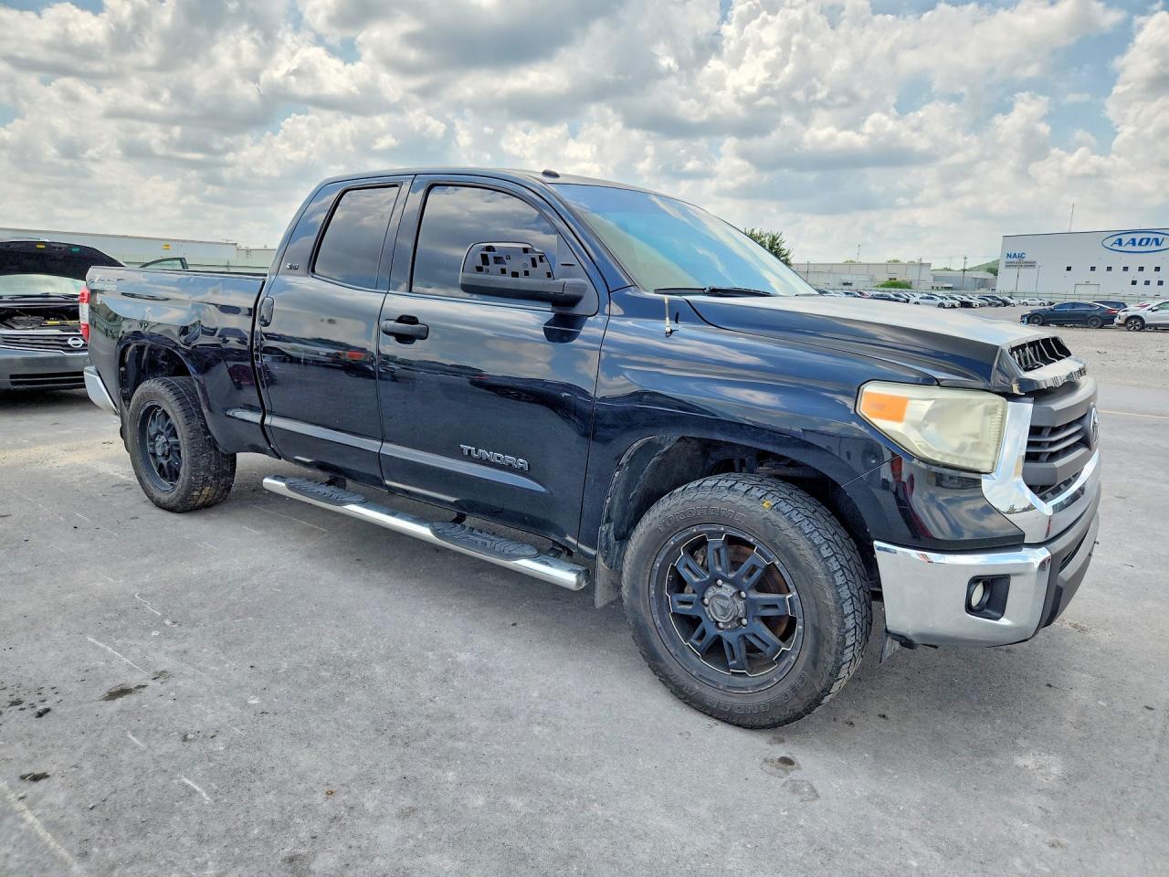 2014 Toyota Tundra SR5