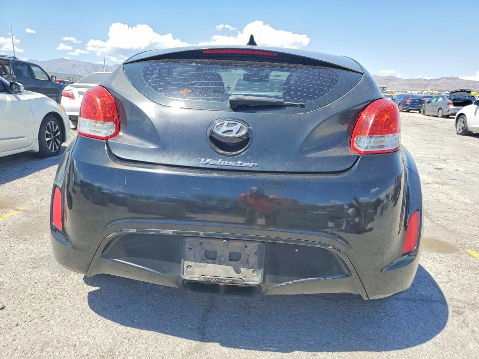 2013 Hyundai Veloster Base