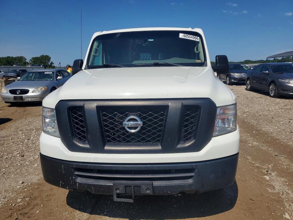 2017 Nissan Nv 2500 hd s