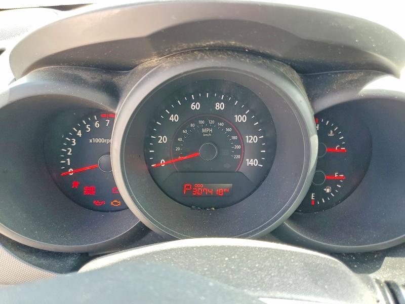 2010 KIA Soul +