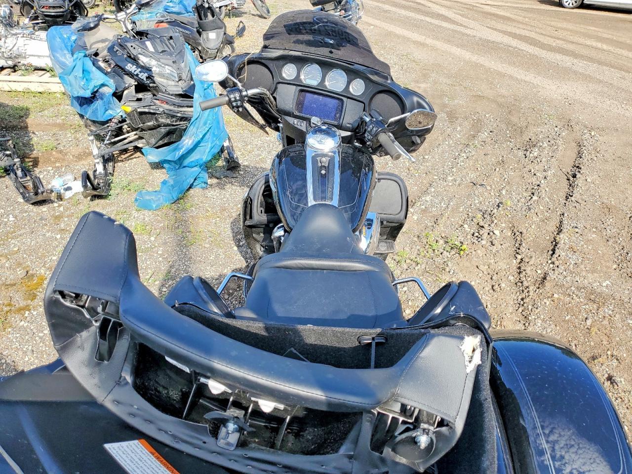 2025 Harley-Davidson Flhtcutg