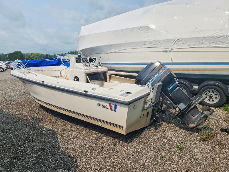 1983 Wellcraft Fisherman Centre Console 175