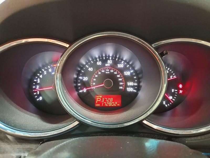 2011 KIA Sorento lx