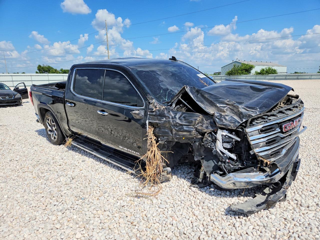 2024 GMC Sierra K1500 SLT