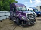 2015 Freightliner Cascadia Semi Truck