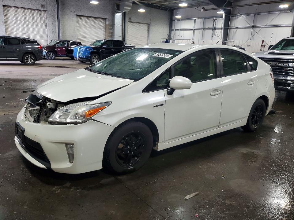 2014 Toyota Prius two