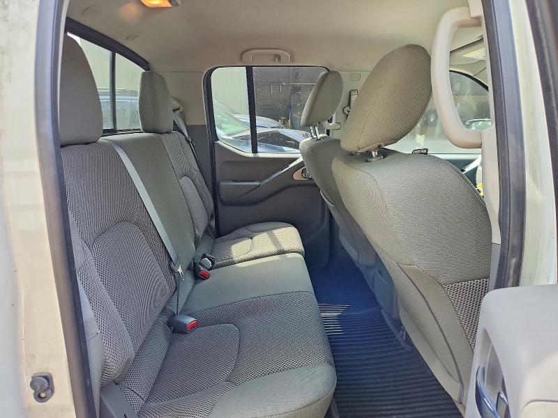 2020 Nissan Frontier SV