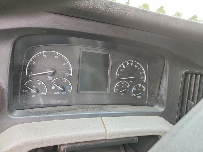 2019 Freightliner Cascadia 126 Semi Truck