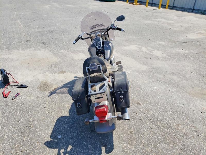2006 Suzuki C90