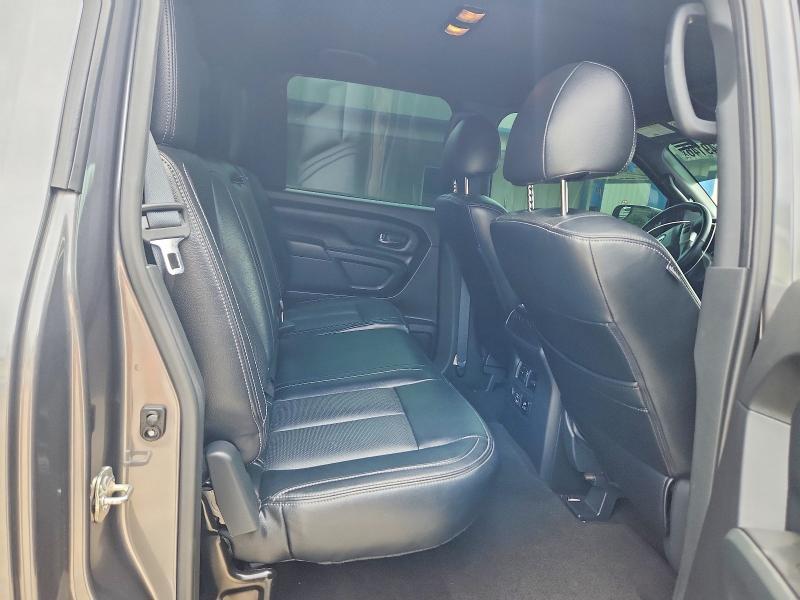 2019 Nissan Titan SV