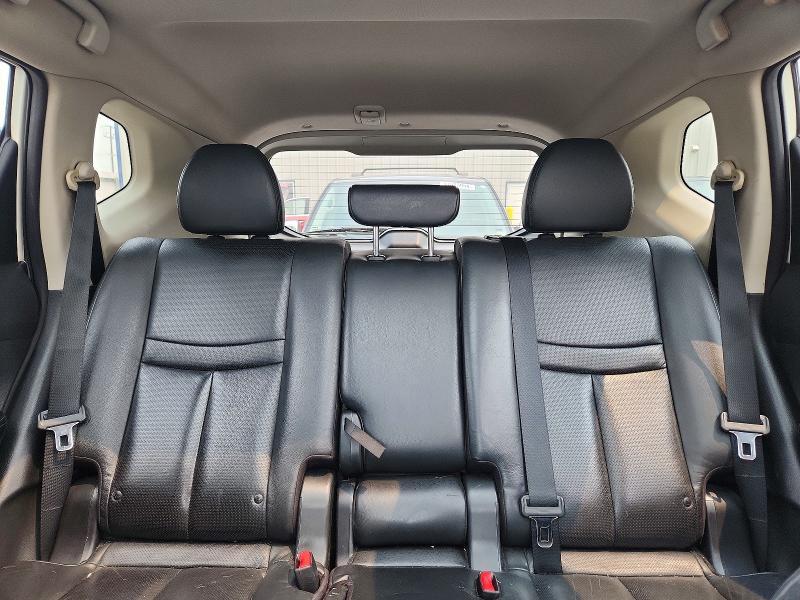 2015 Nissan Rogue sl