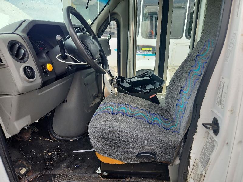 2016 Ford Ecii E450-Shuttle Bus