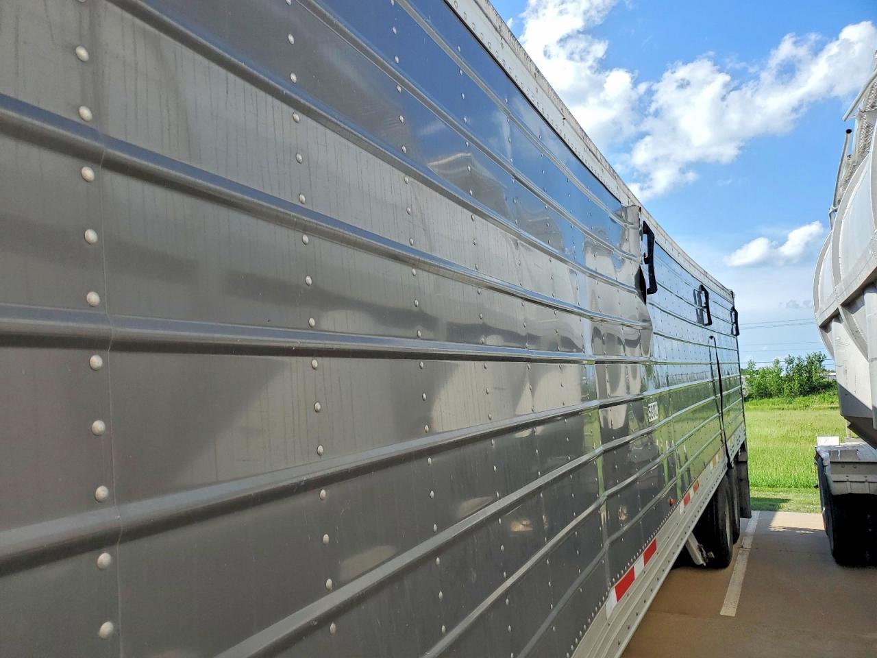 2024 Timpte SL4262-Hopper Bottom Grain Trailer