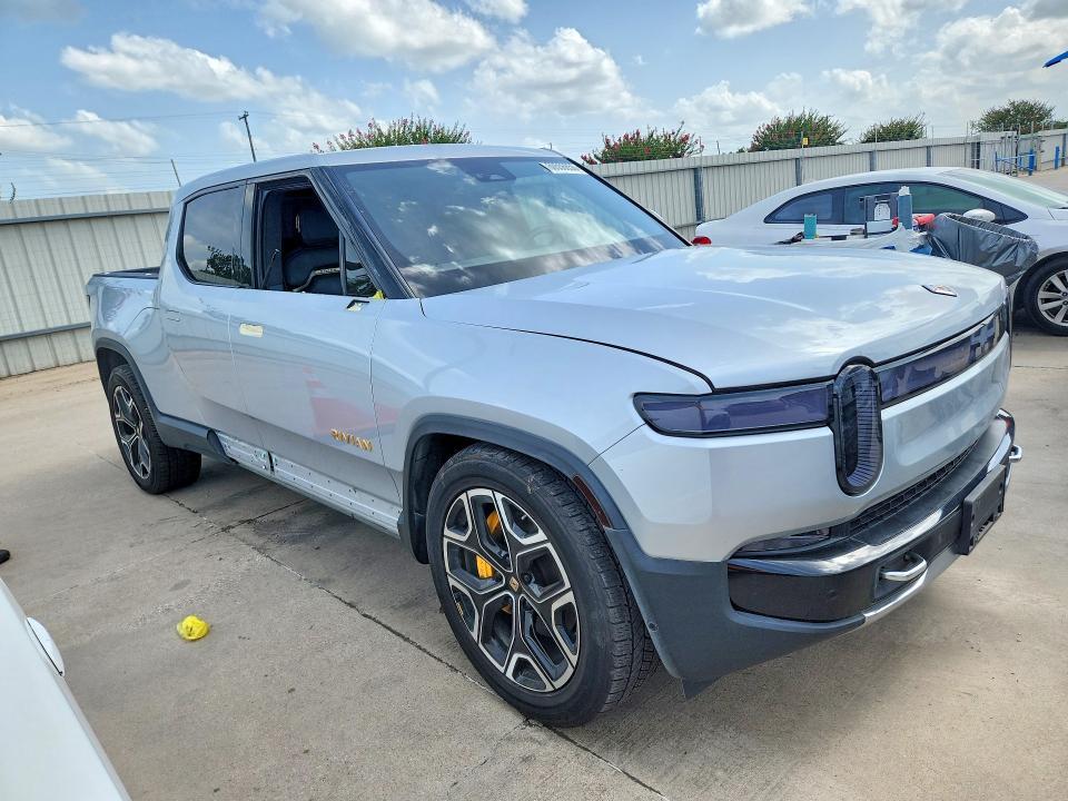 2023 Rivian R1T Adventure