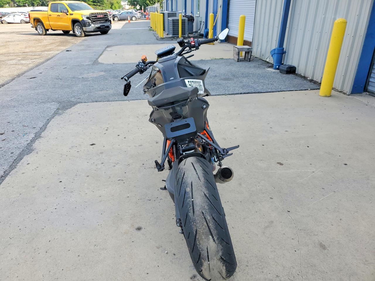 2021 KTM 1290 Super Duke R