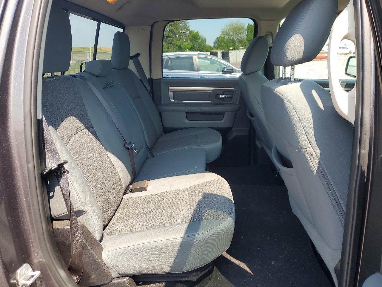2016 Dodge RAM 1500 SLT