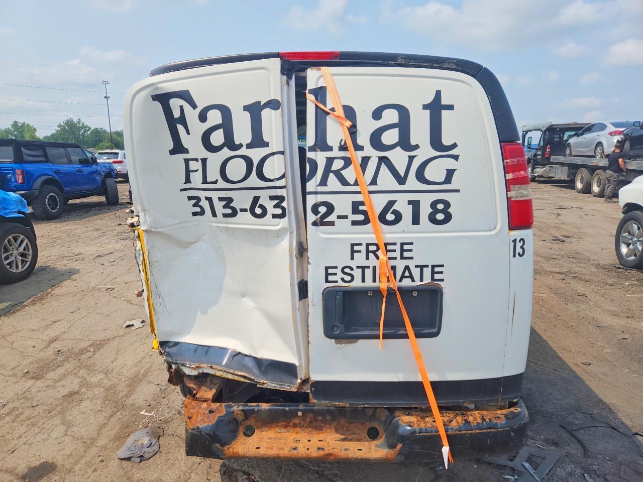 2011 GMC Savana G2500 Delivery Van