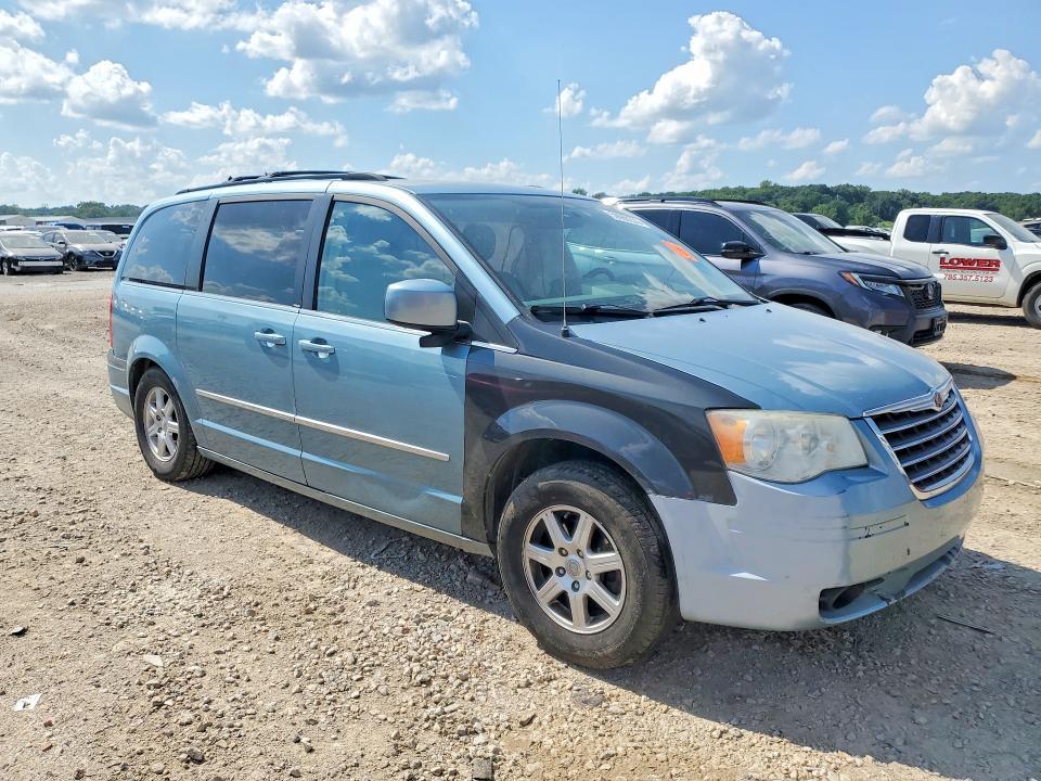 2010 Chrysler Town & Country Touring