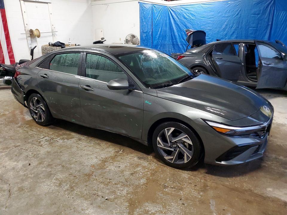 2025 Hyundai Elantra sel