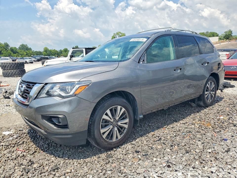 2017 Nissan Pathfinder sl