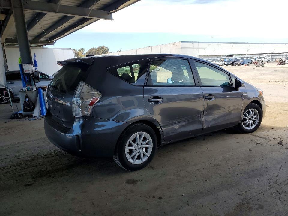 2014 Toyota Prius v Three
