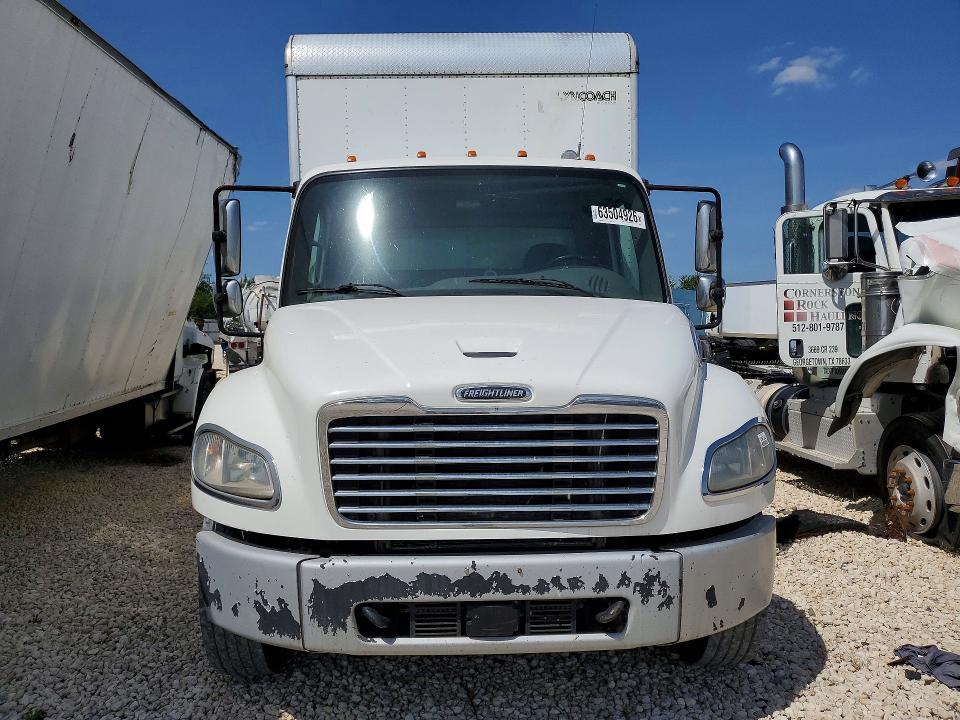 2017 Frht - Freightliner 2017 Freightliner Business Class M2 BOX Truck