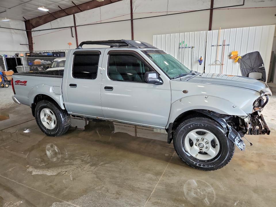 2001 Nissan Frontier xe