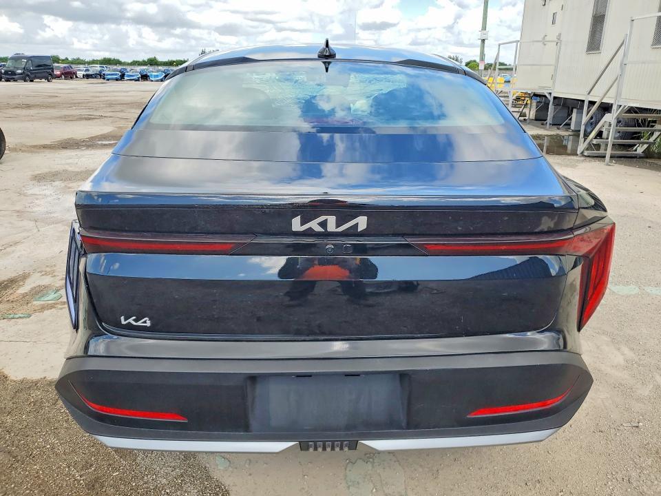 2025 KIA K4 lxs