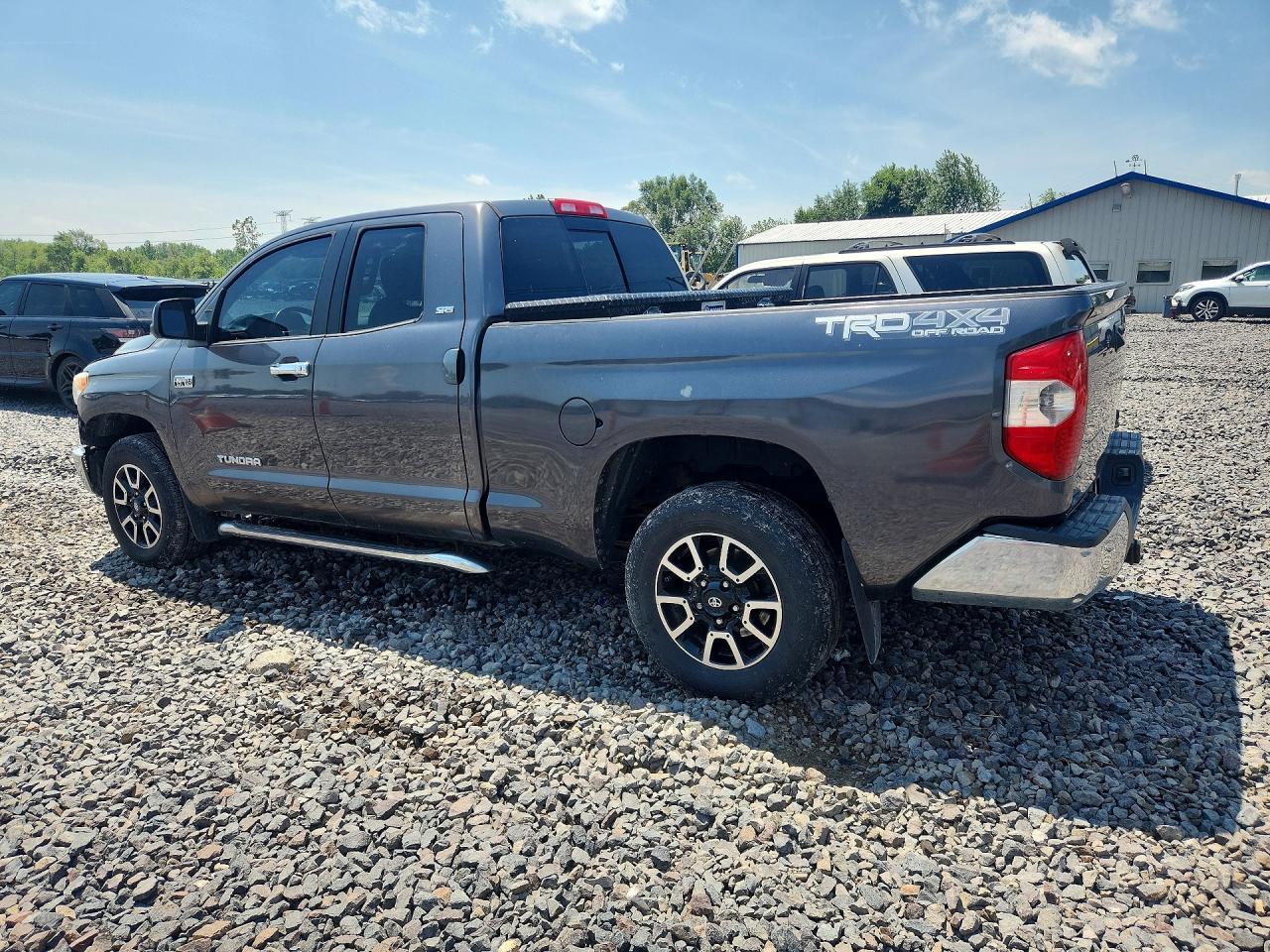 2014 Toyota Tundra SR5