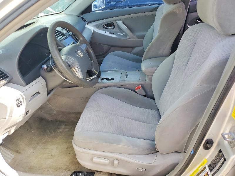 2011 Toyota Camry le