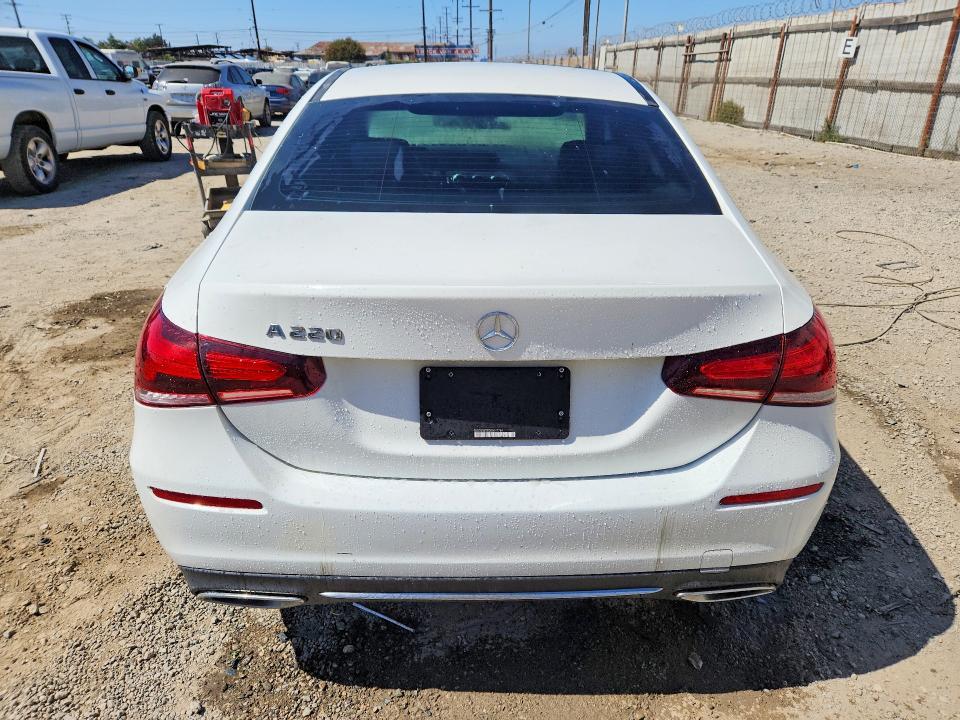 2019 Mercedes-Benz A 220