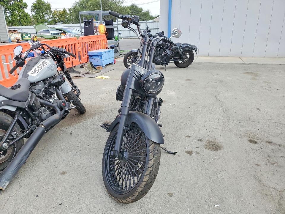 2013 Harley-Davidson FLS Softail Slim