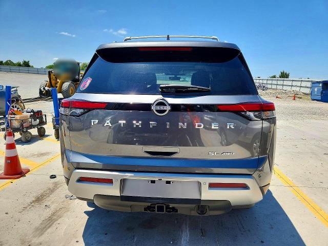 2024 Nissan Pathfinder sl
