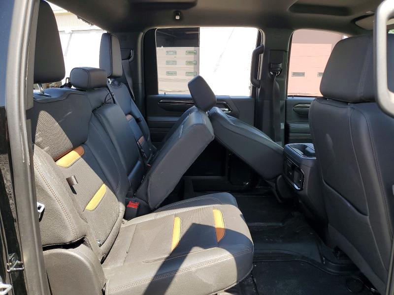 2024 GMC Sierra K3500 AT4