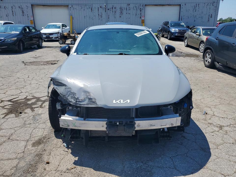 2022 KIA K5 gt Line