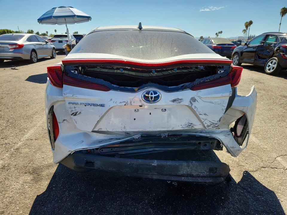 2020 Toyota Prius Prime le