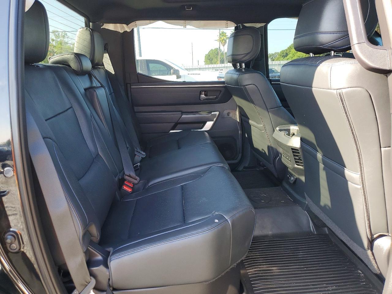 2022 Toyota Tundra Platinum