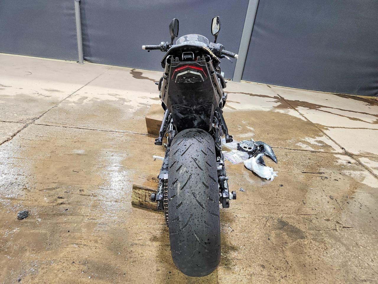 2025 Suzuki GSX800 F