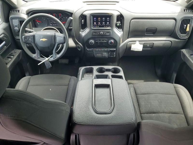 2025 Chevrolet Silverado C1500 Custom