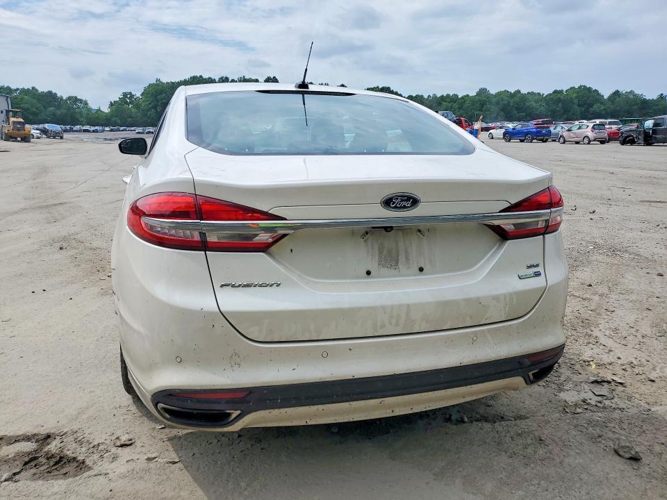 2017 Ford Fusion se