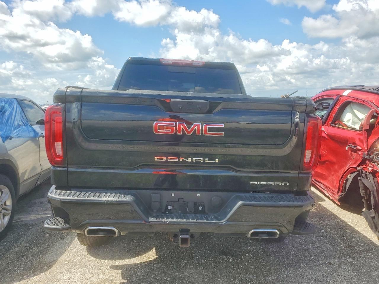 2024 GMC Sierra K1500 Denali