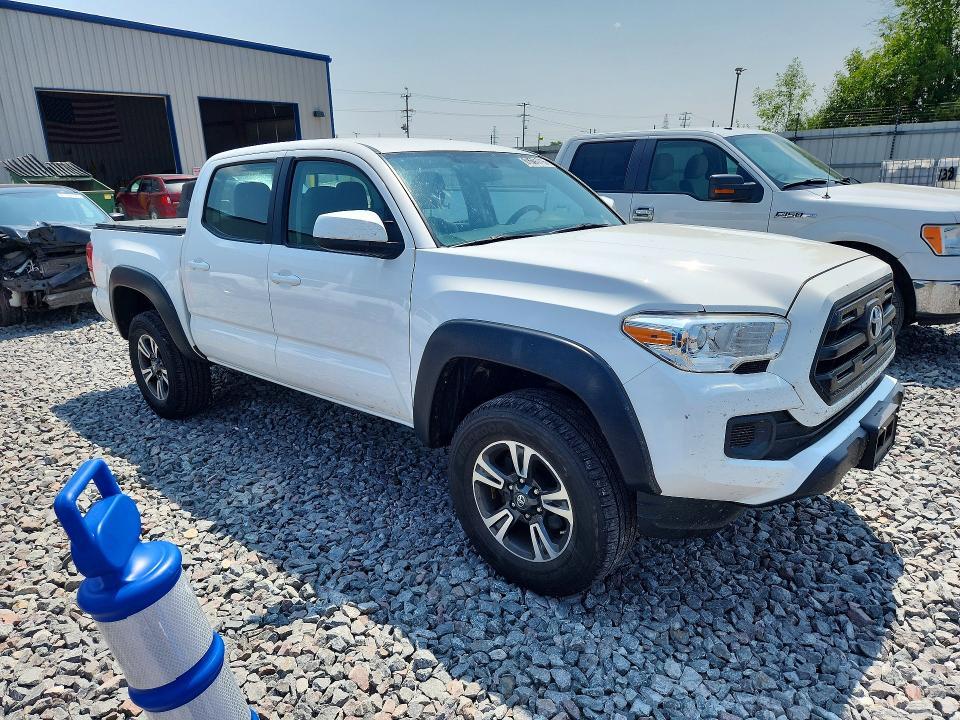 2016 Toyota Tacoma SR V6