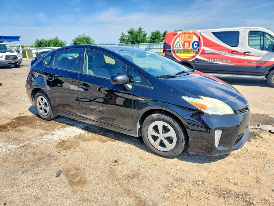 2014 Toyota Prius two