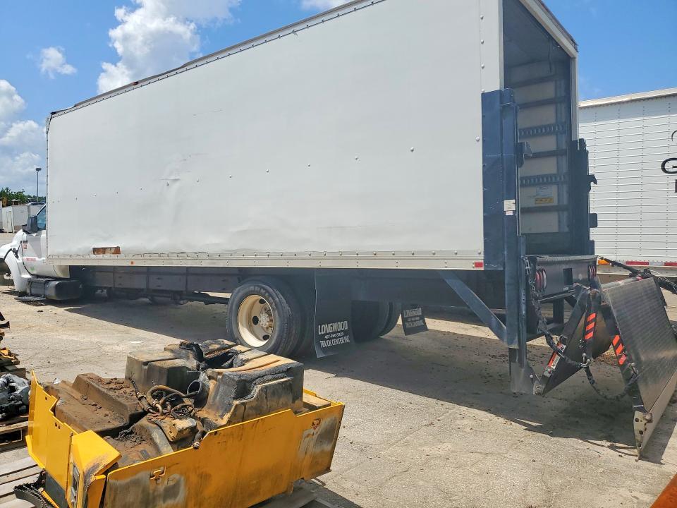 2013 Ford F750 Super Duty BOX Truck