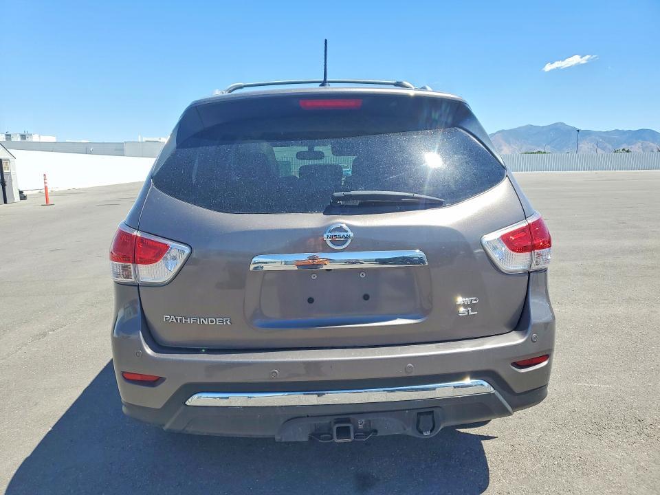 2013 Nissan Pathfinder s