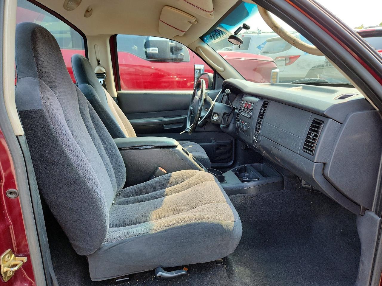 2003 Dodge Dakota SXT